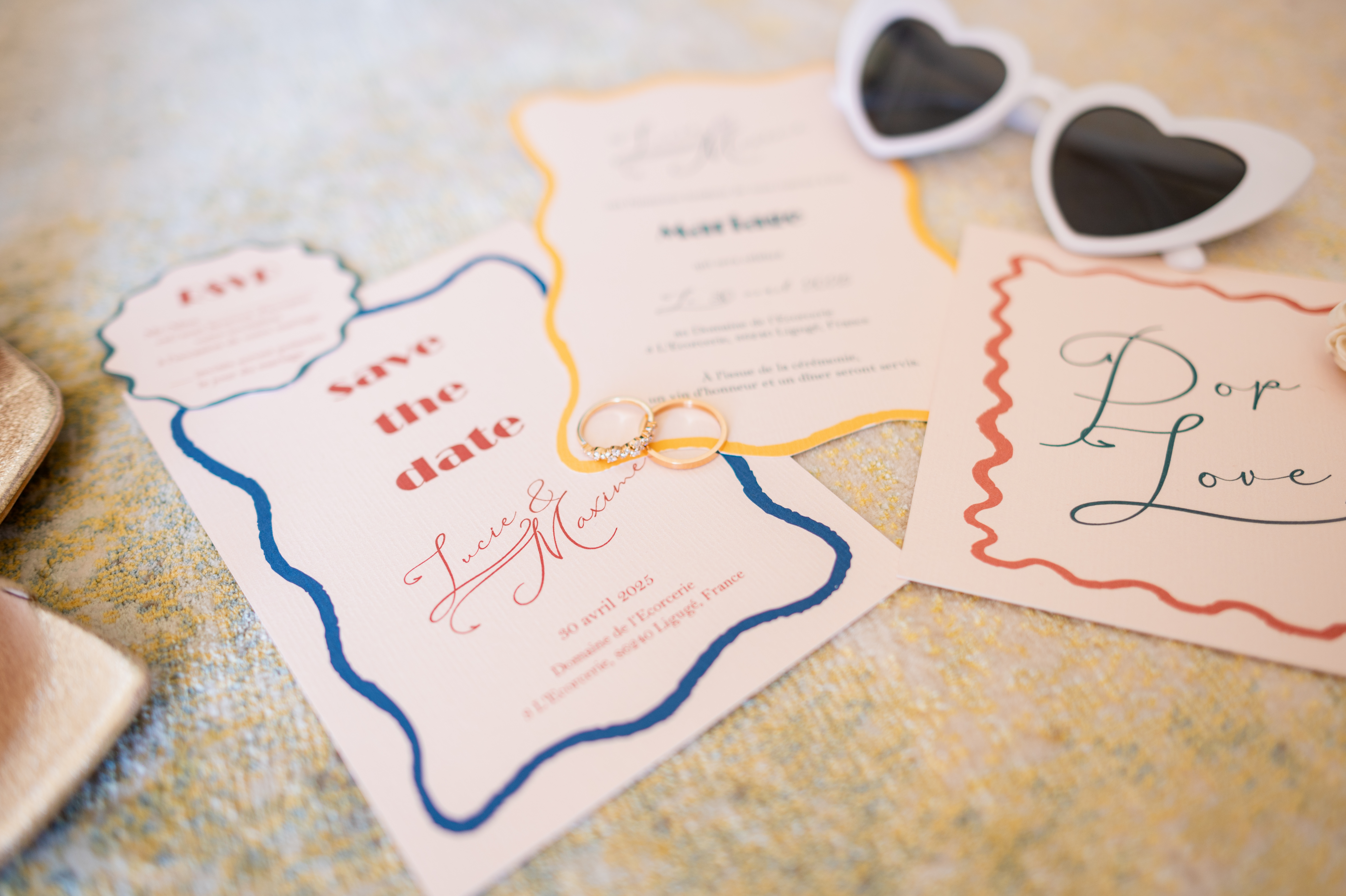 faire part mariage moderne ondes tendance bleu orange jaune couleur vives